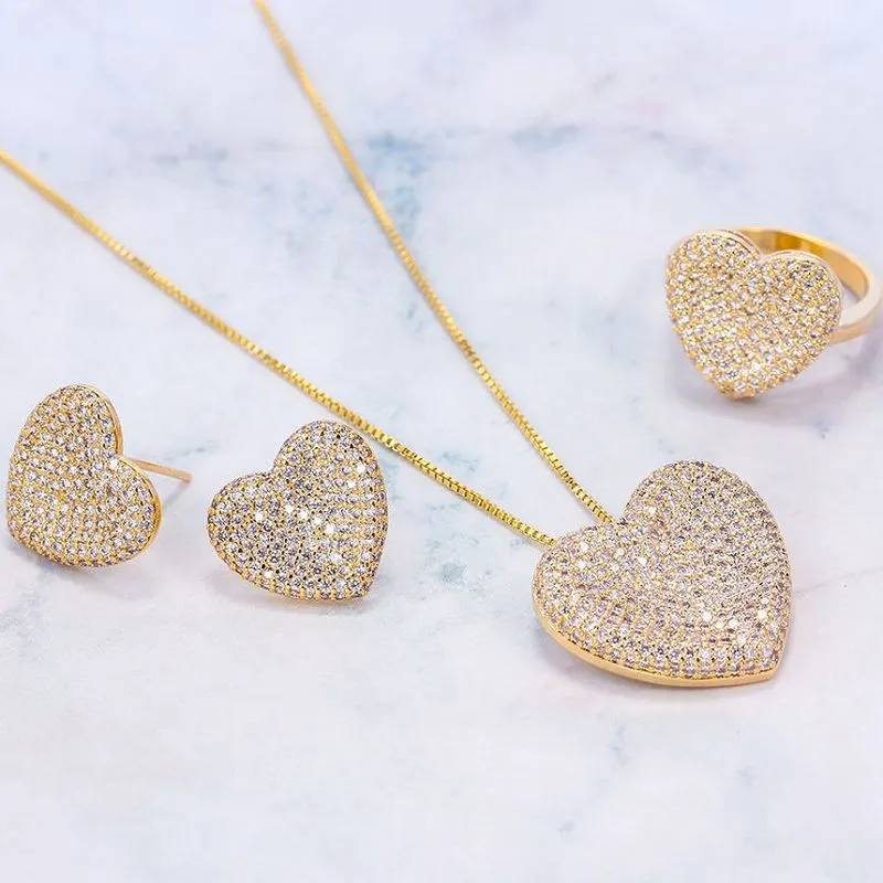 Women Love Heart -korusetti