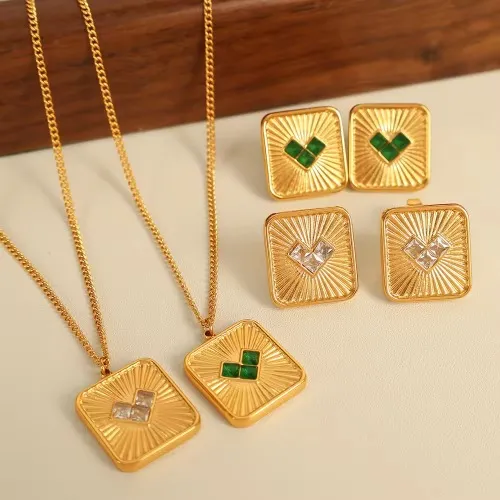 Kaulakoru Korvakorut Setti