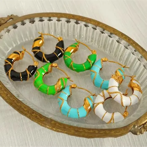 Temperamentti julkkiskorvakorut